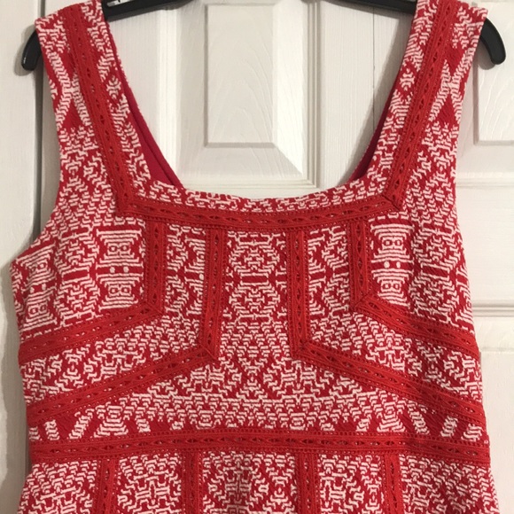 Anthropologie Mauve Emma Red And White Geometric Print Mini - Picture 8 of 9